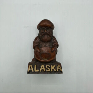 Denali Creations 1991 J.P. Henry Hand Carved Alaska Statue